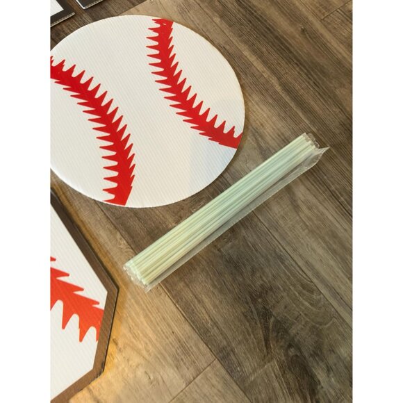 Senior 2025 Lawn Letters Outdoor Decor Graduation Party Signs 14x11 - Picture 9 of 10